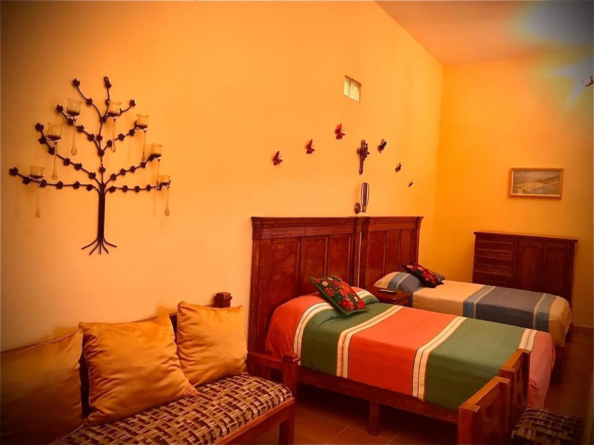 Apartamentos Suites กัวนาฮัวโต ภายนอก รูปภาพ
