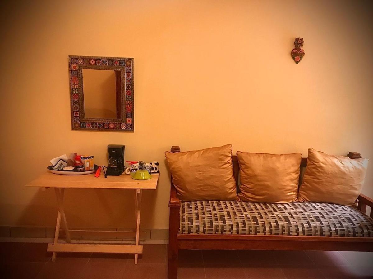 Apartamentos Suites กัวนาฮัวโต ภายนอก รูปภาพ