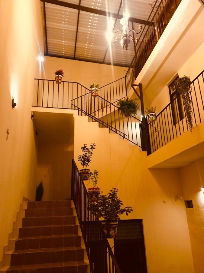 Apartamentos Suites กัวนาฮัวโต ภายนอก รูปภาพ