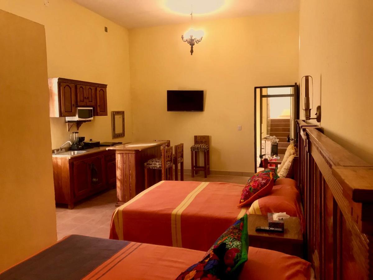 Apartamentos Suites กัวนาฮัวโต ภายนอก รูปภาพ