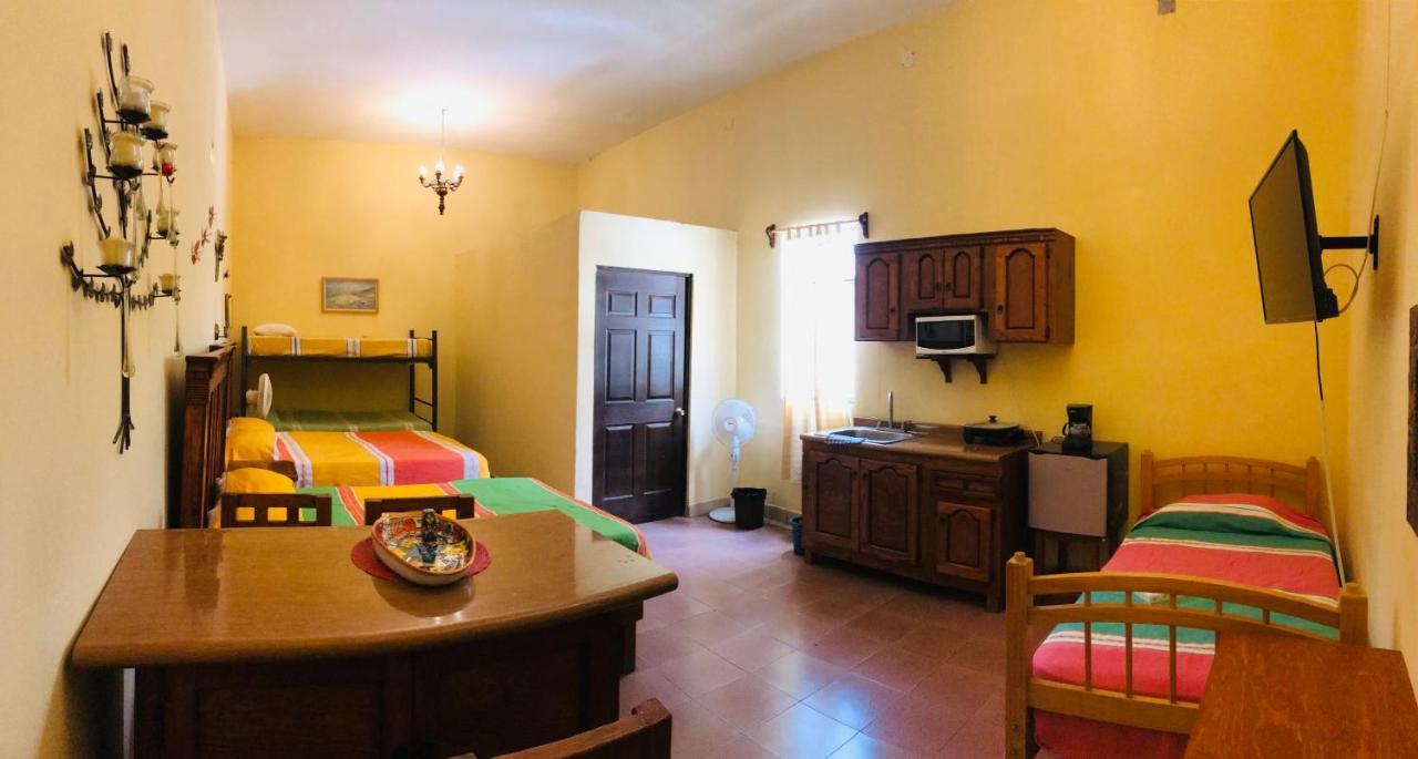 Apartamentos Suites กัวนาฮัวโต ภายนอก รูปภาพ